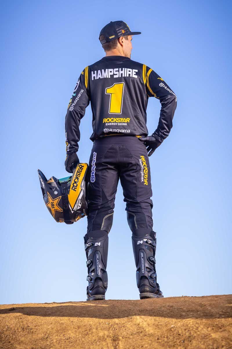Il Team Rockstar Energy Husqvarna Factory Racing pronto per la stagione 2025